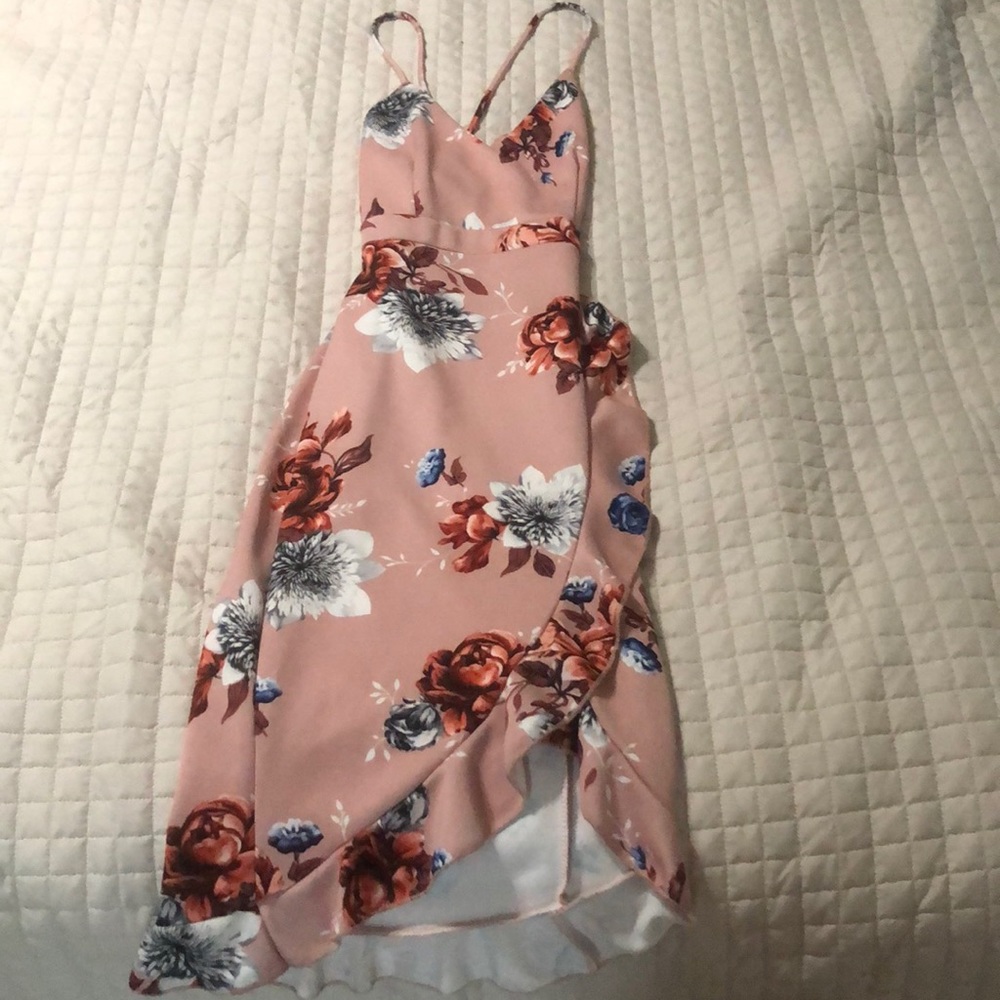 Charlotte Russe body con dress